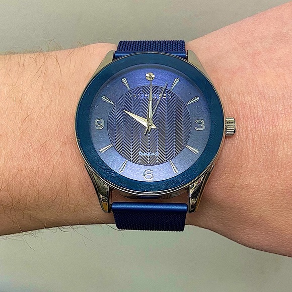 Van Heusen Genuine Diamond Collection Watch - Picture 3 of 7